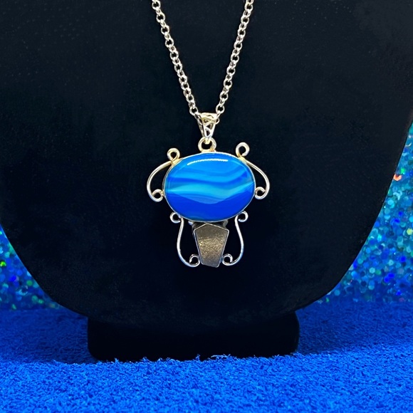 Dyed Blue Agate & Druzy Quartz 925 Sterling Pendant Necklace - Picture 6 of 6